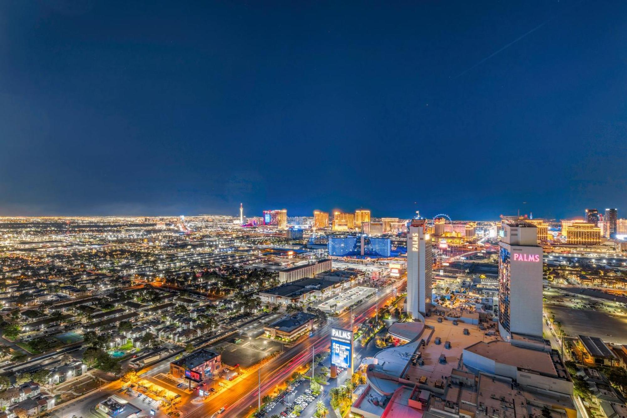 Palms Place Hotel By Zelloo Las Vegas Exterior foto