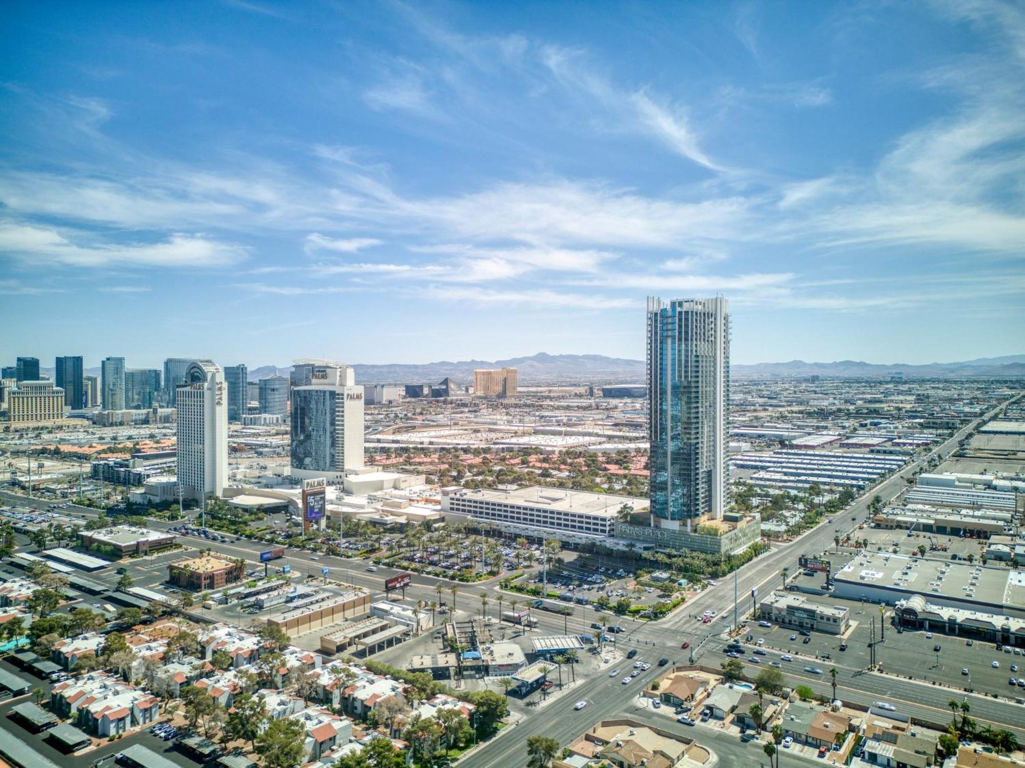 Palms Place Hotel By Zelloo Las Vegas Exterior foto